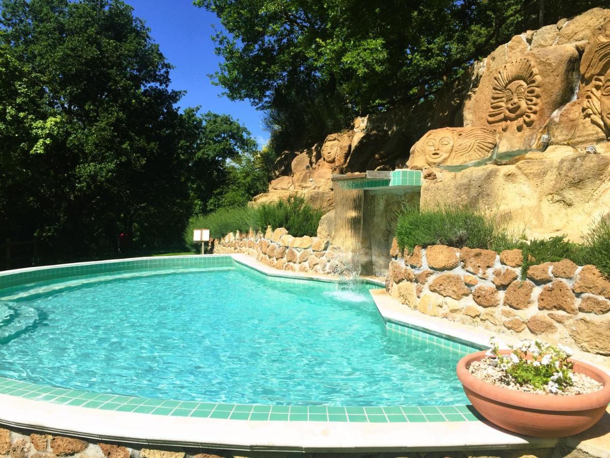 Isa - Residence With Swimming Pool In Sorano, Apartments With Air Conditioning And Private Outdoor Area Exteriér fotografie