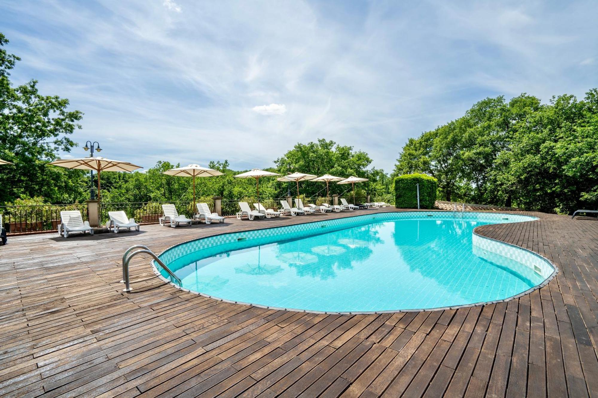 Isa - Residence With Swimming Pool In Sorano, Apartments With Air Conditioning And Private Outdoor Area Exteriér fotografie